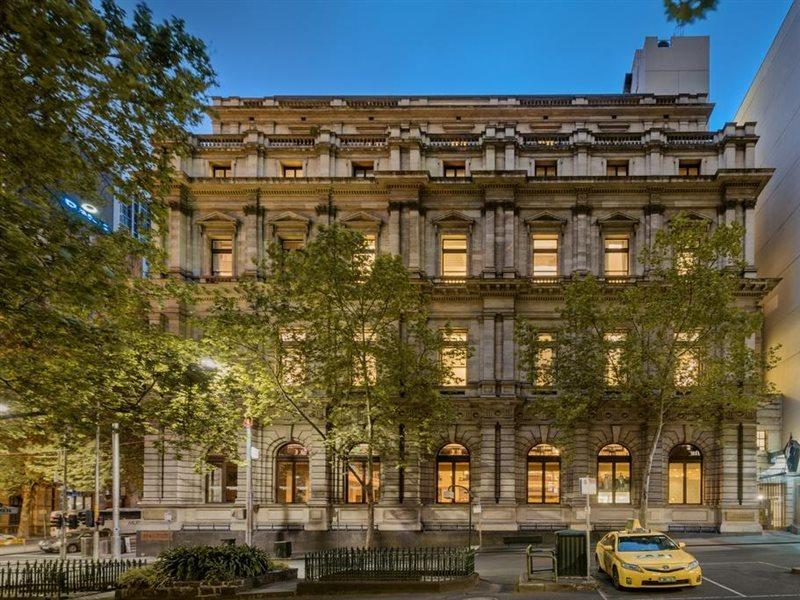 Treasury On Collins Hotel Мелбърн Екстериор снимка