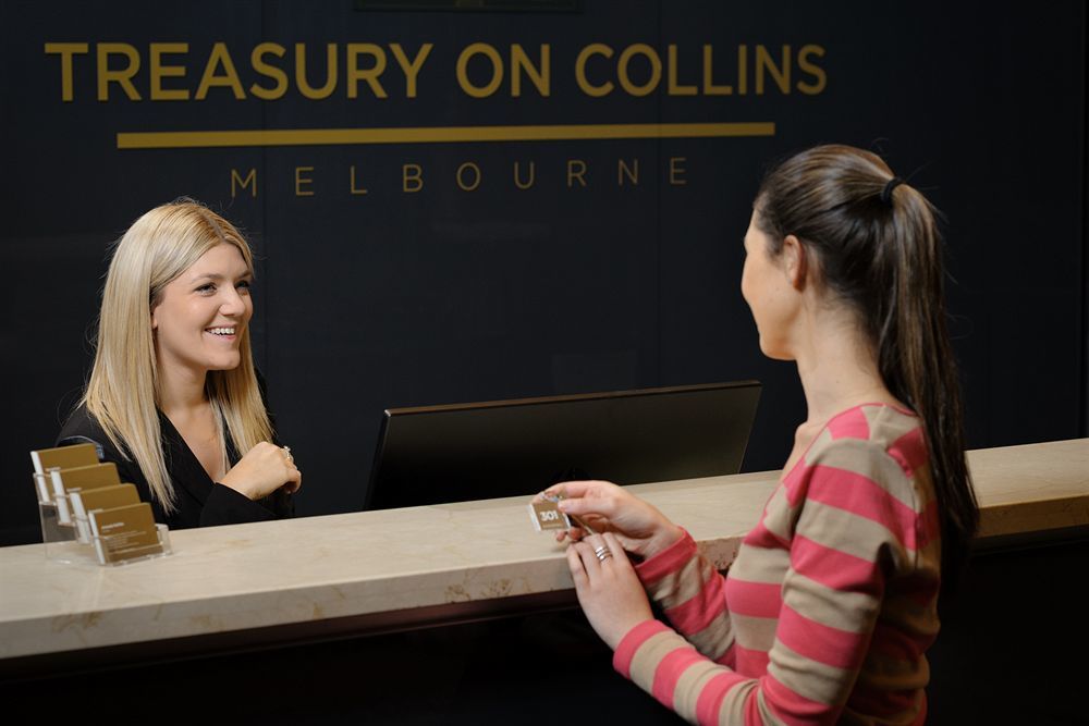 Treasury On Collins Hotel Мелбърн Екстериор снимка
