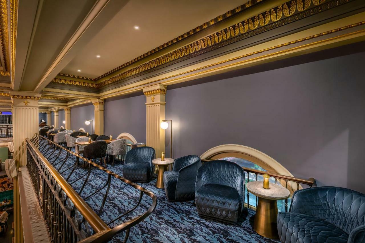 Treasury On Collins Hotel Мелбърн Екстериор снимка
