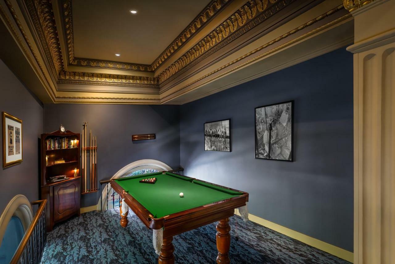 Treasury On Collins Hotel Мелбърн Екстериор снимка